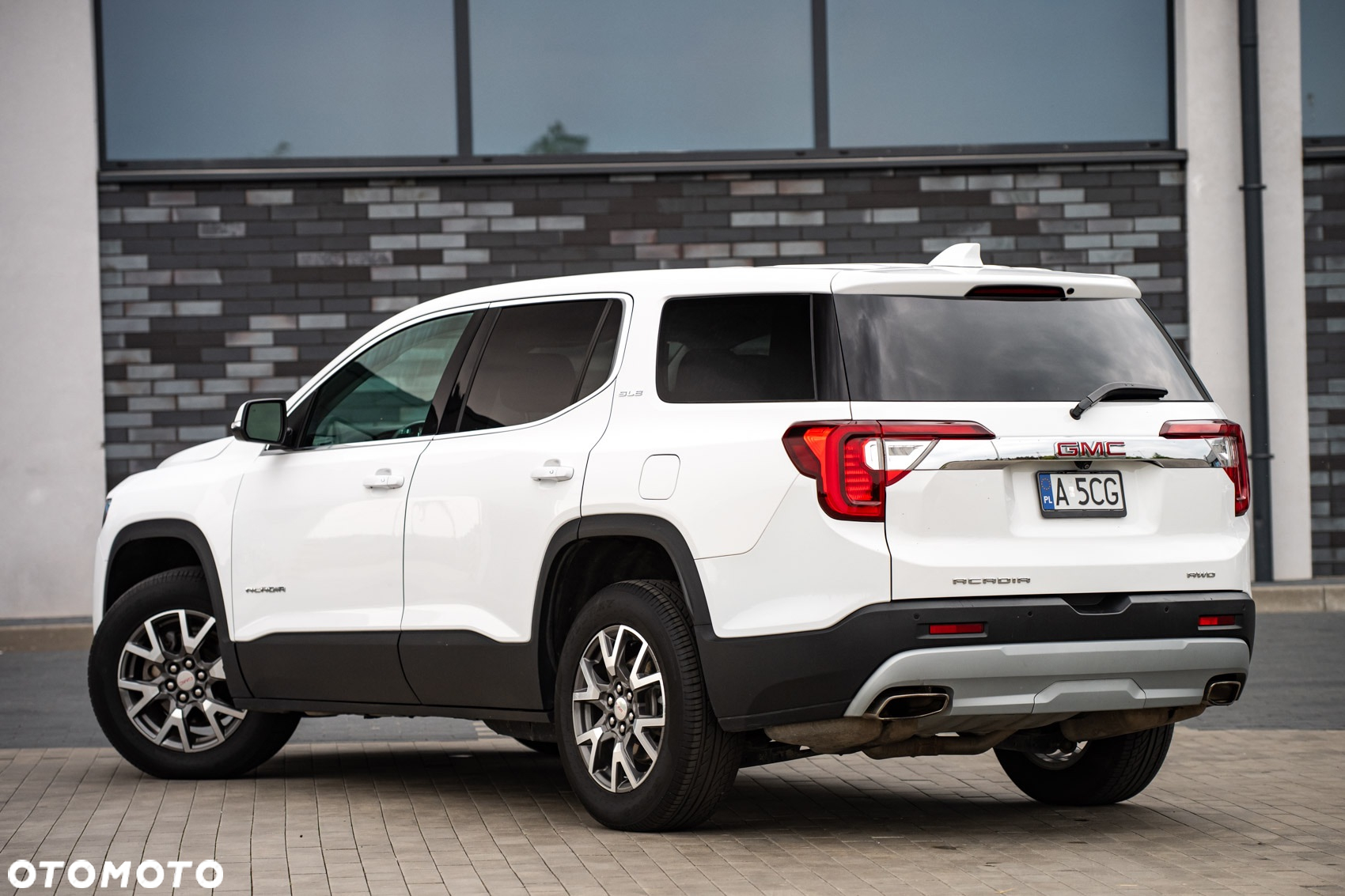 GMC Acadia - 7