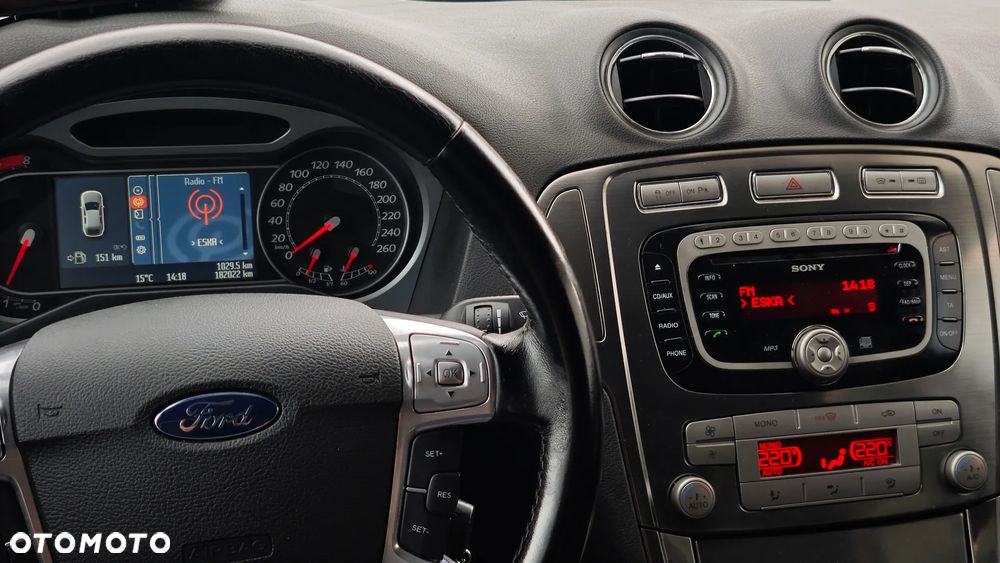 Ford Mondeo 2.0 FF Titanium - 23