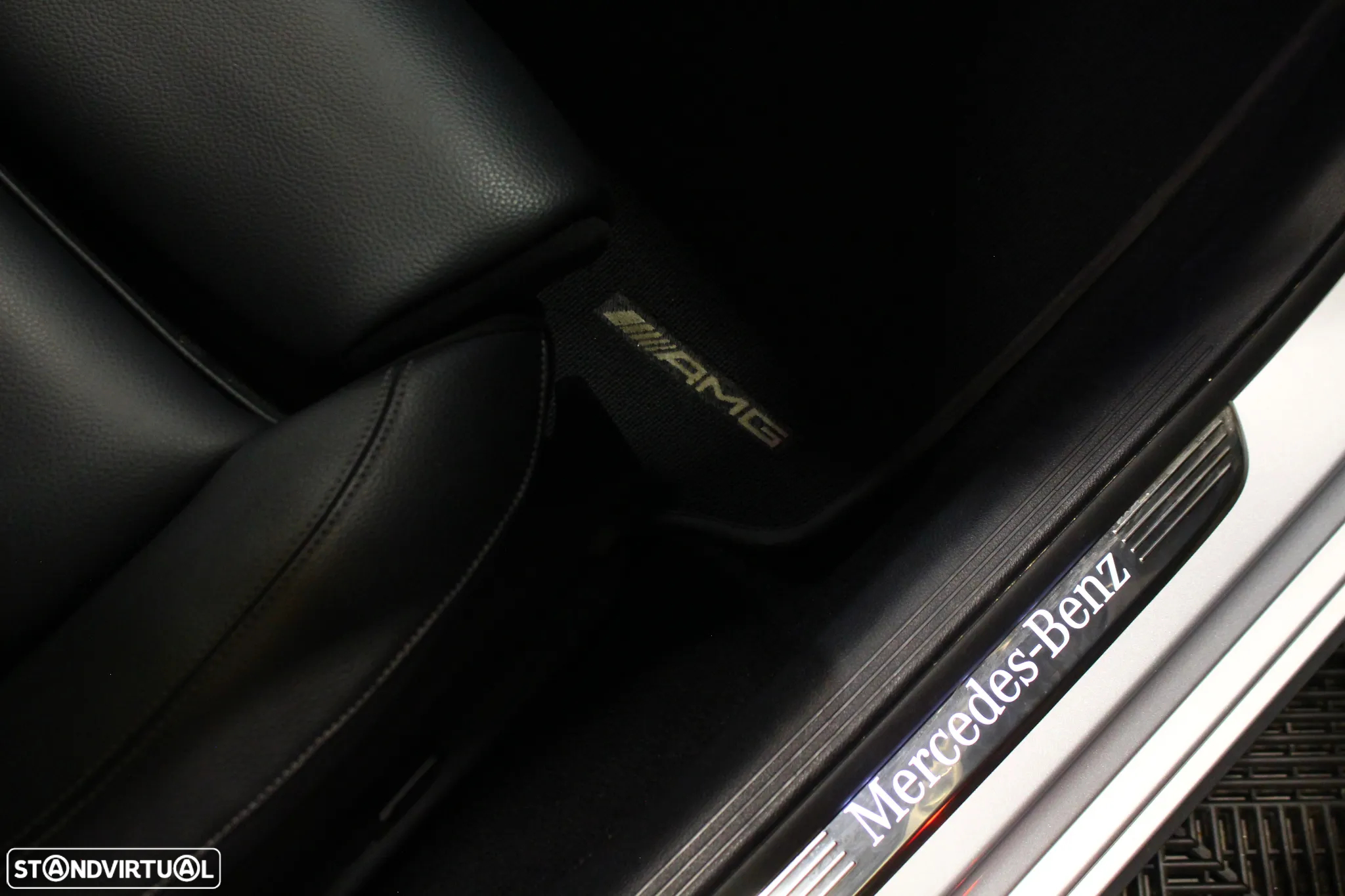 Mercedes-Benz E 300 de Exclusive Line - 19