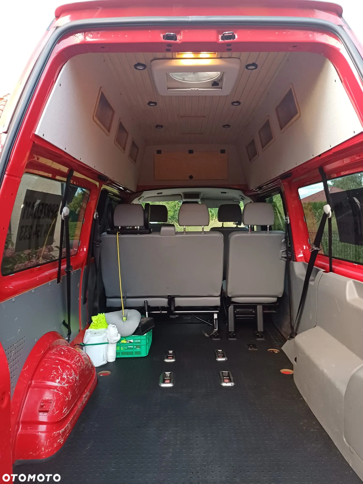 Volkswagen Transporter - 11