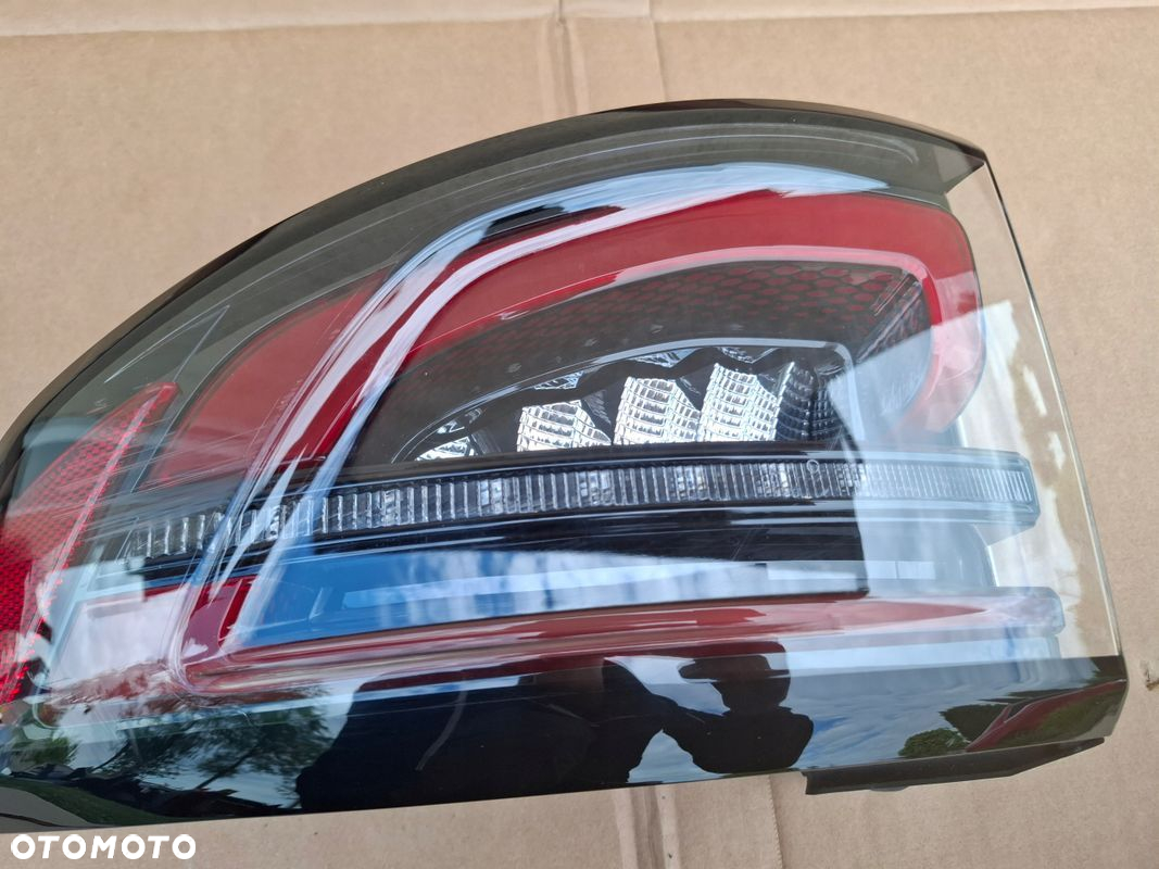 LAMPA TYLNA RANGE ROVER SPORT L550 LIFT ORYGINAŁ - 4