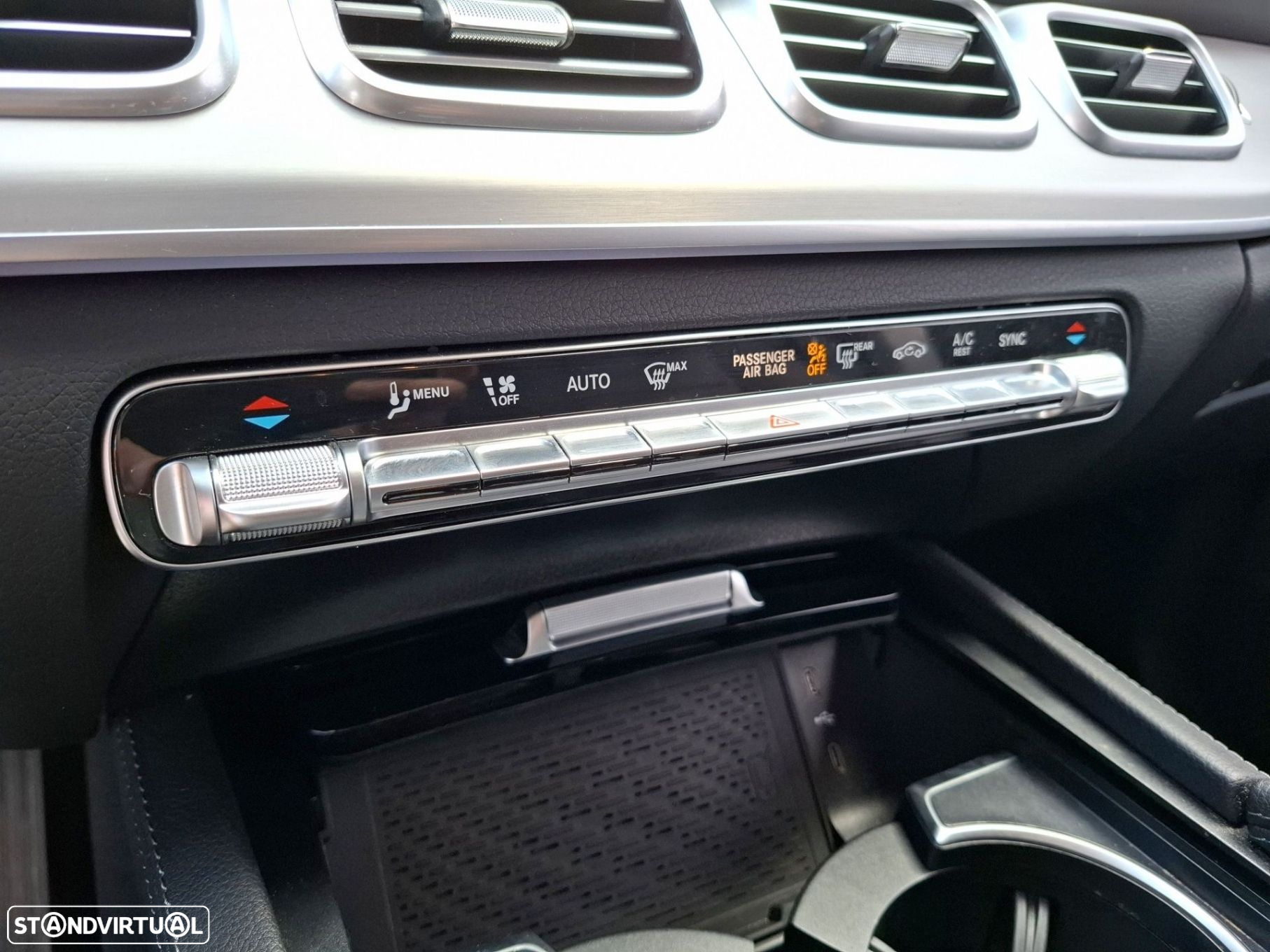 Mercedes-Benz GLE 300 d 4Matic - 23