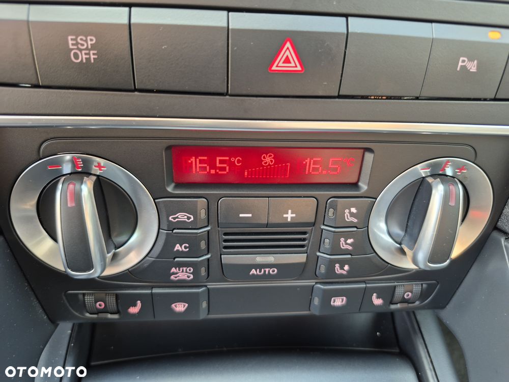 Audi A3 Sportback 1.6 Ambition - 24