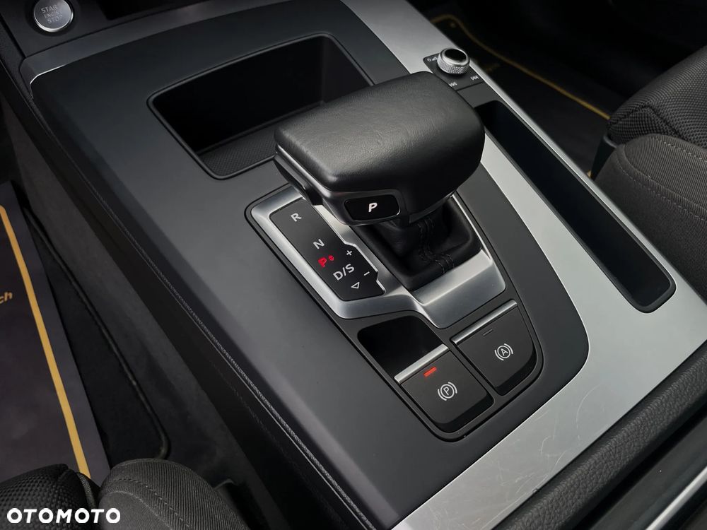 Audi Q5 40 TDI quattro S tronic design - 35