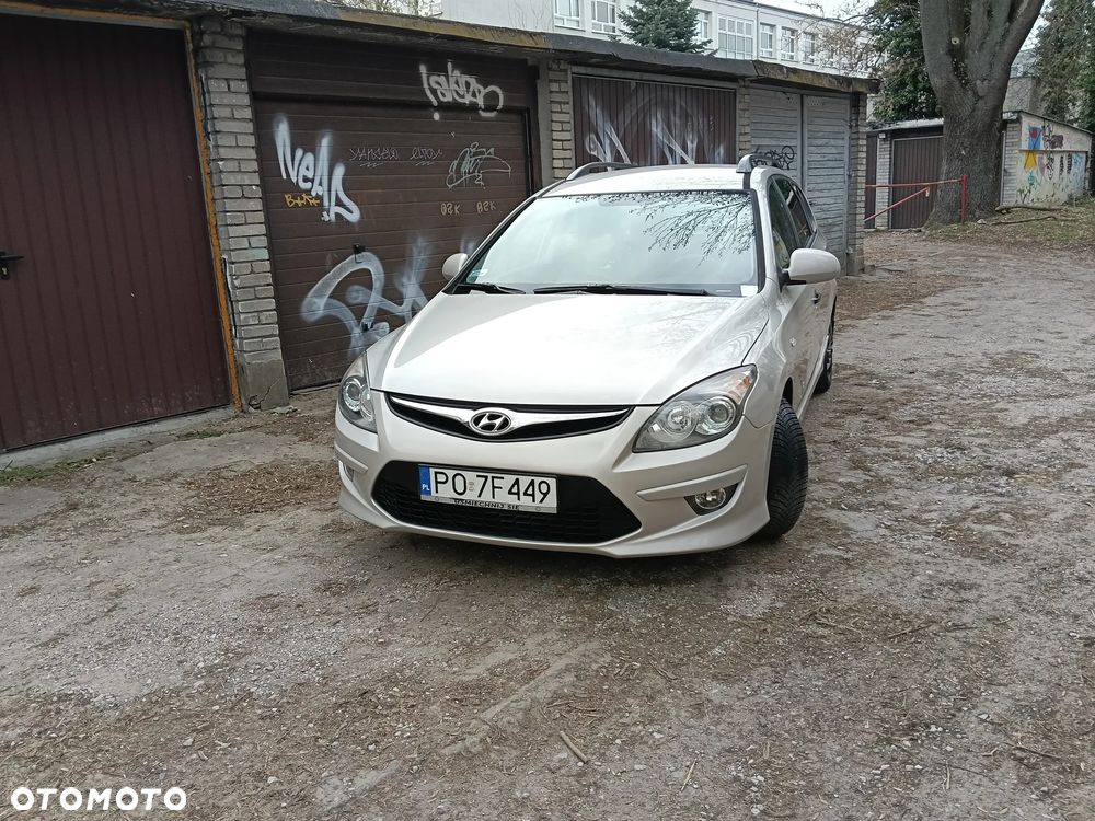 Hyundai i30 1.4 Base + EU5 - 17