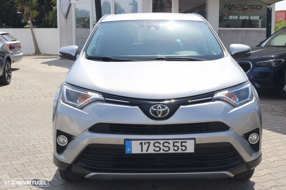 Toyota RAV4 2.0 D-4D Comfort - 9