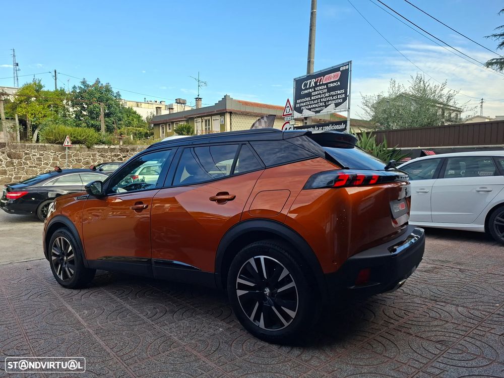 Peugeot 2008 PureTech 130 Stop&Start GT-Line Edition — fotografia 12
