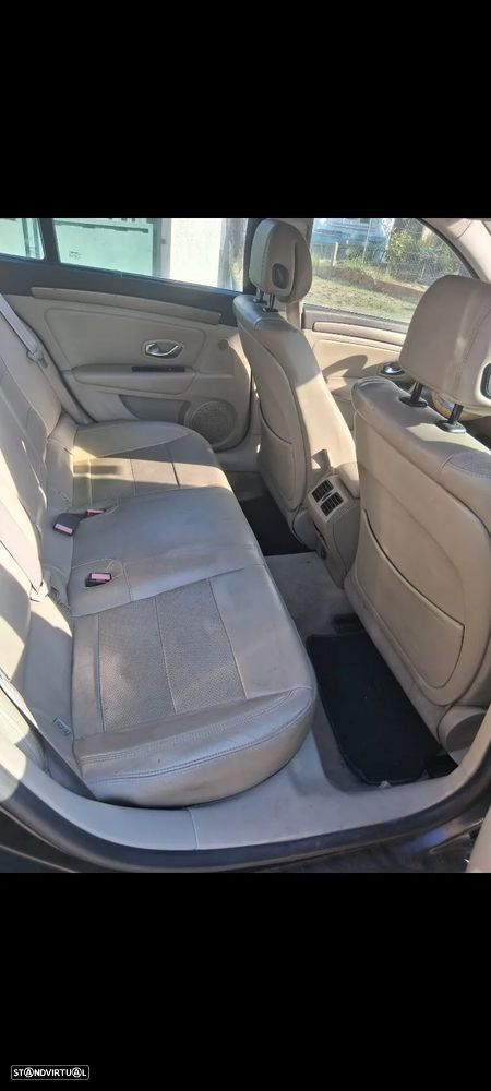 Renault Laguna 2.0 dCi Confort - 5