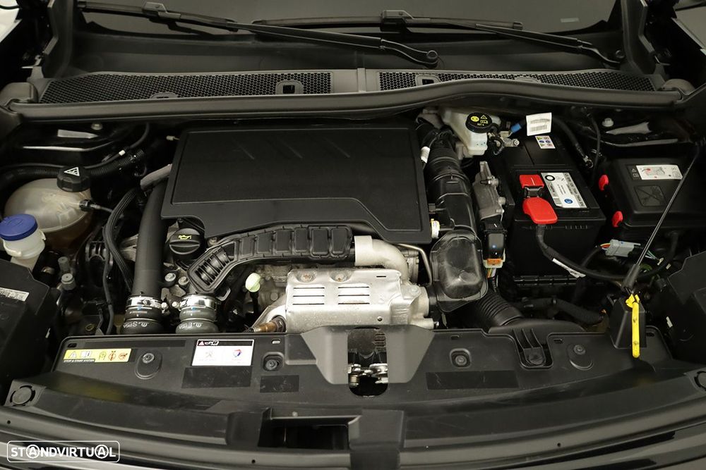 Peugeot 2008 1.2 PureTech GT EAT8 - 25