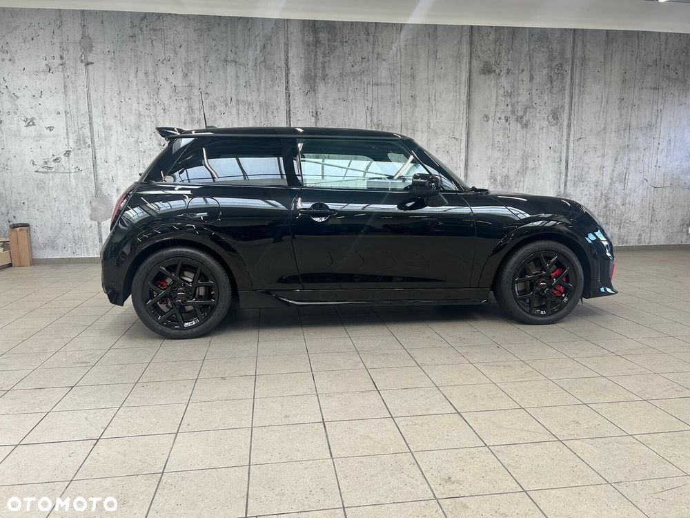 MINI John Cooper Works - 10