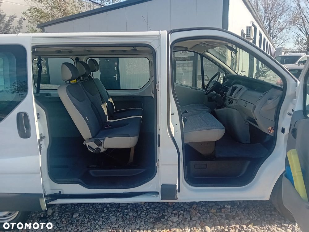 Renault Trafic - 15