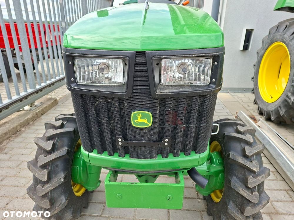 John Deere 3028 En 4X4 - 21