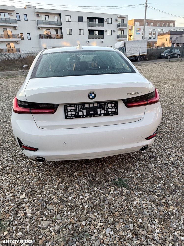 BMW Seria 3 - 13