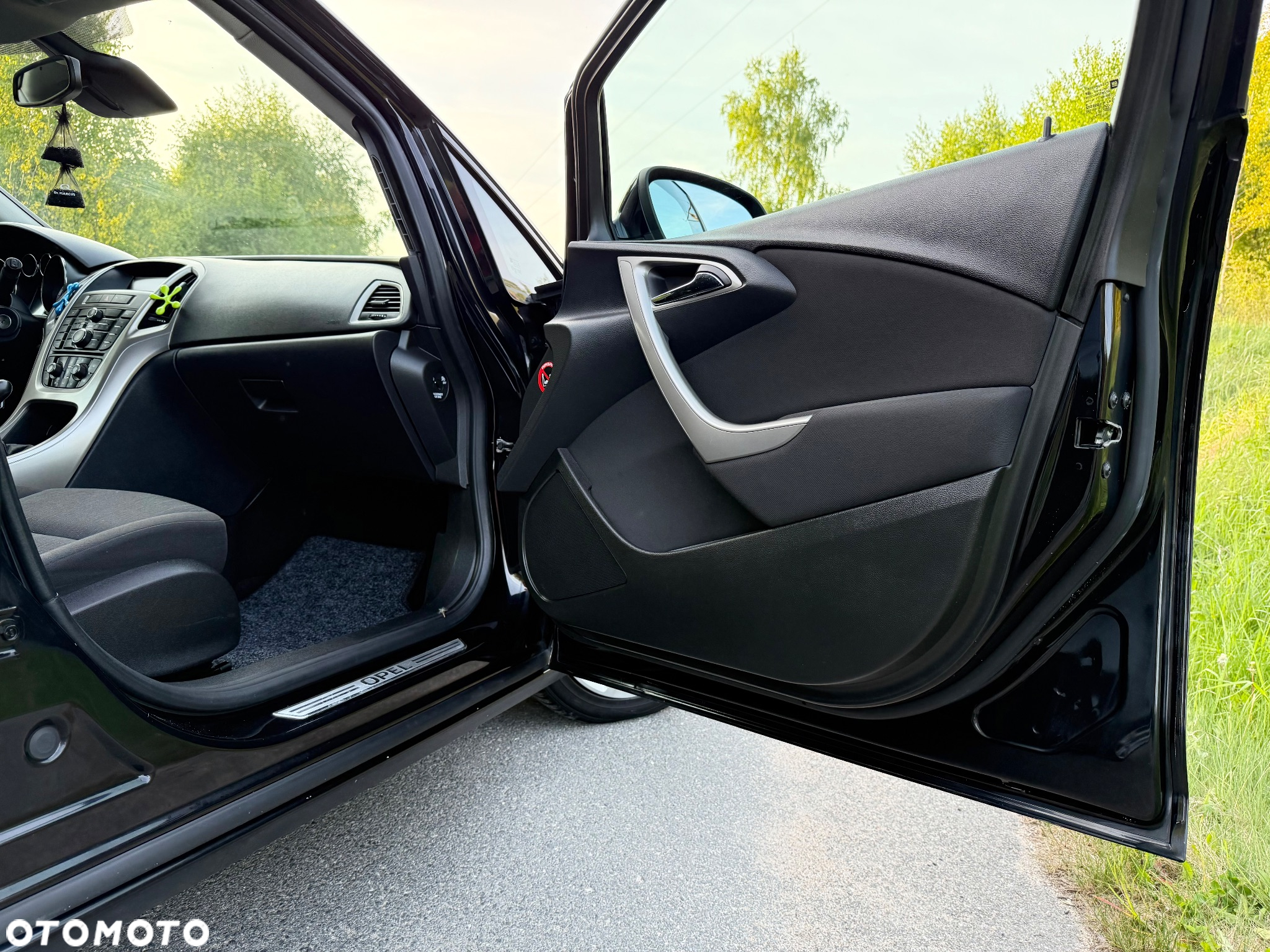 Opel Astra 1.6 Design Edition - 15