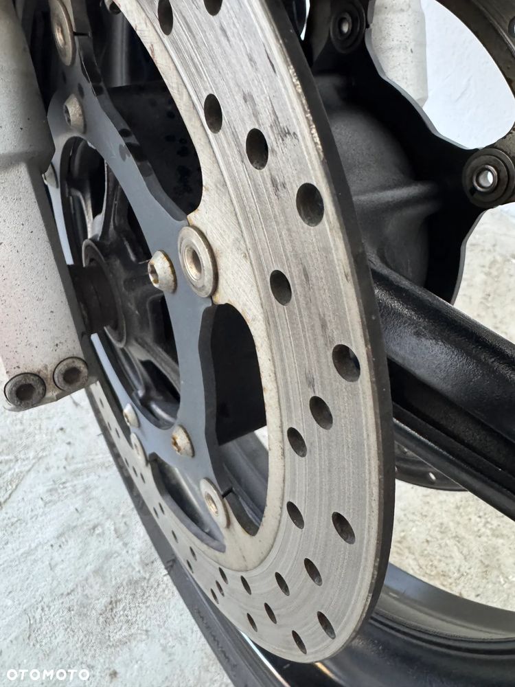 Yamaha FJR - 12