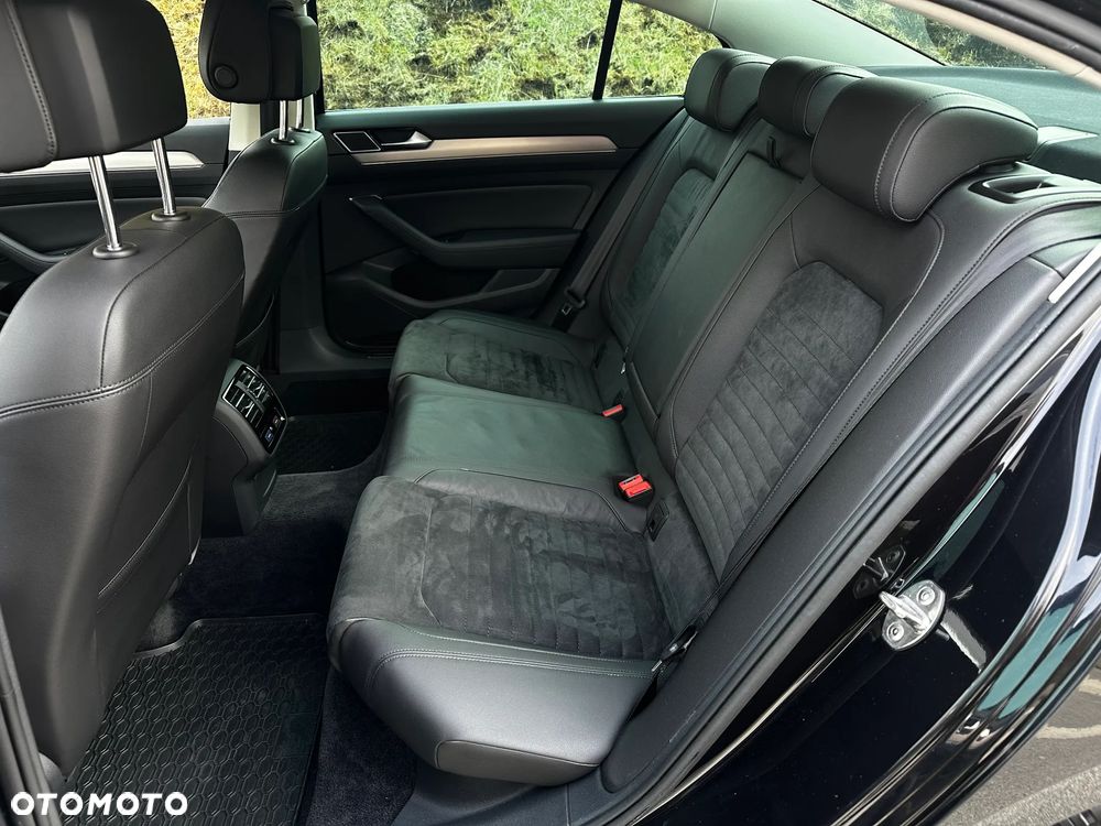 Volkswagen Passat 2.0 TDI Bi-Turbo BMT 4Mot Highline DSG - 13