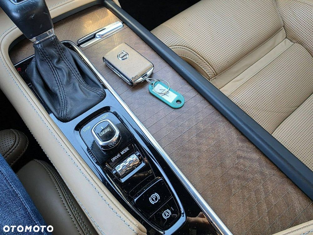 Volvo S90 T6 AWD Inscription - 25