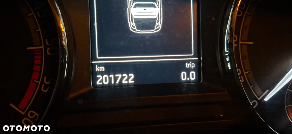 Skoda Octavia 2.0 TDI Ambition DSG - 22