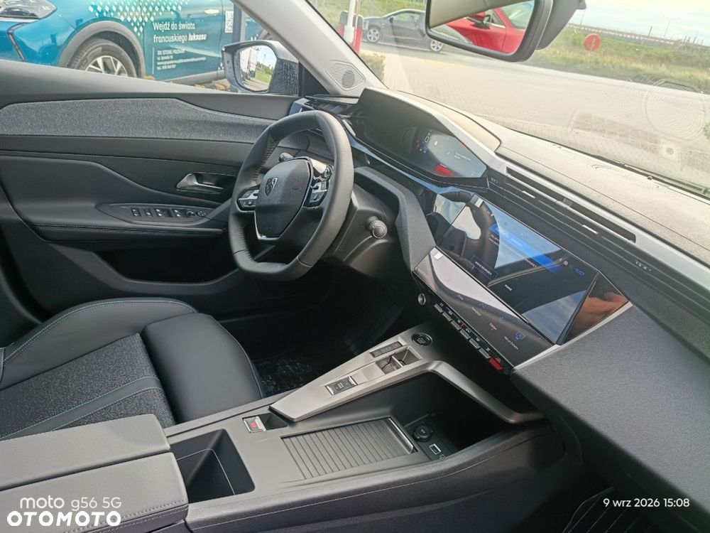 Peugeot 408 - 17