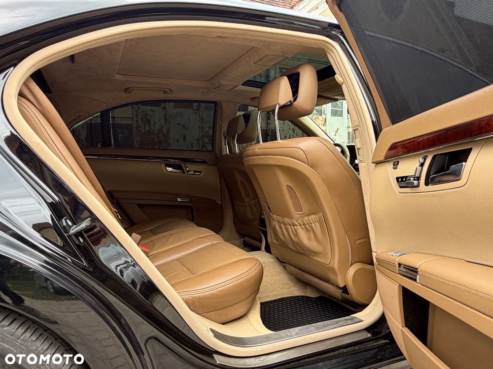Mercedes-Benz Klasa S 63 AMG 7G-TRONIC - 22