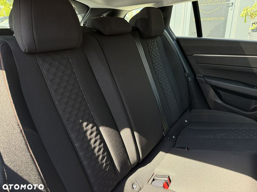 Peugeot 508 1.5 BlueHDi Allure Pack S&S EAT8 - 32
