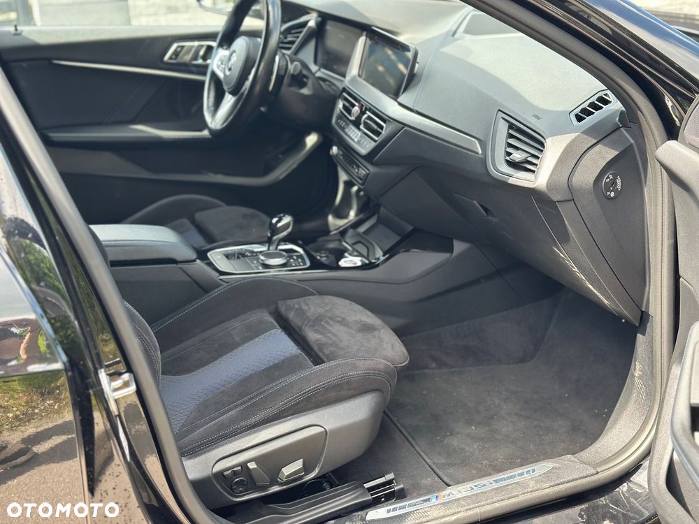 BMW Seria 1 M135i xDrive - 32