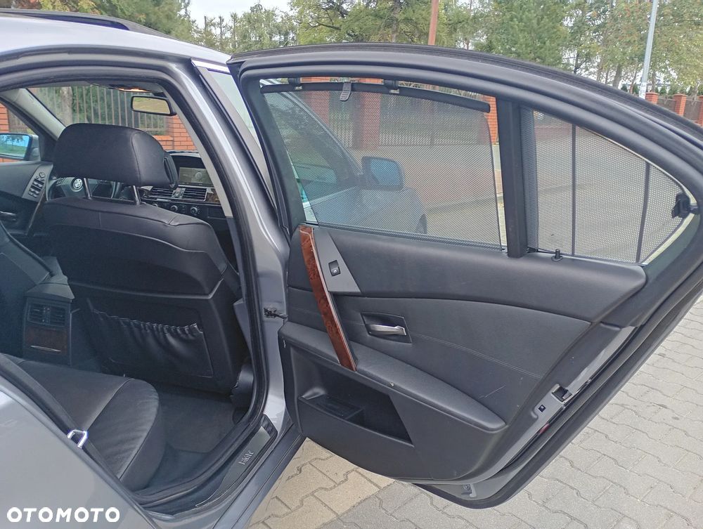 BMW Seria 5 - 21