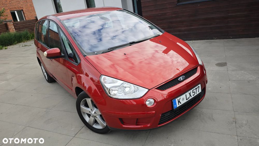 Ford S-Max 2.0 FF Titanium - 36