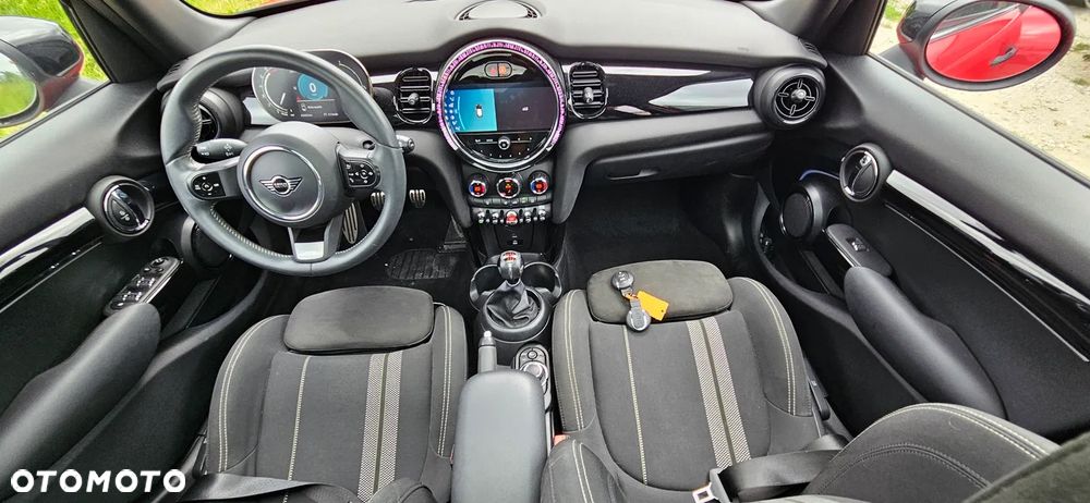 MINI Cooper John Works Trim - 23
