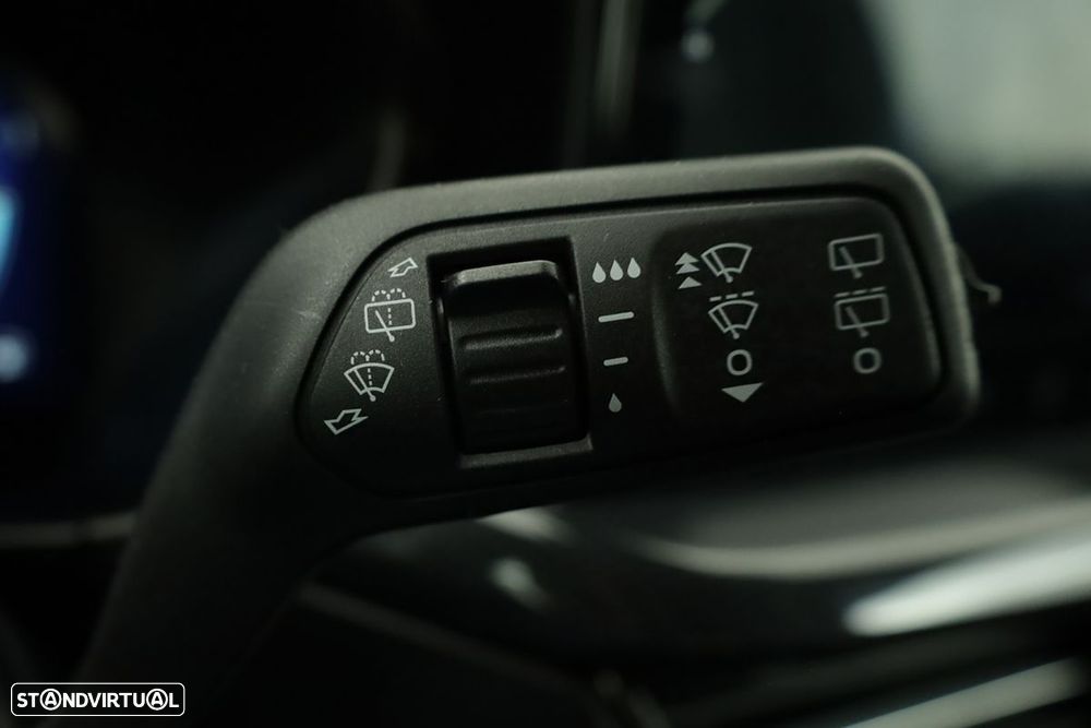 Ford Focus 1.0 EcoBoost MHEV ST-Line X - 19