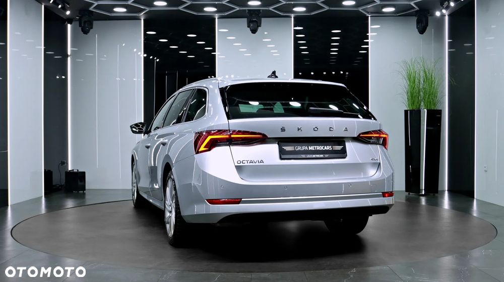 Skoda Octavia 2.0 TSI 4x4 Style DSG - 6