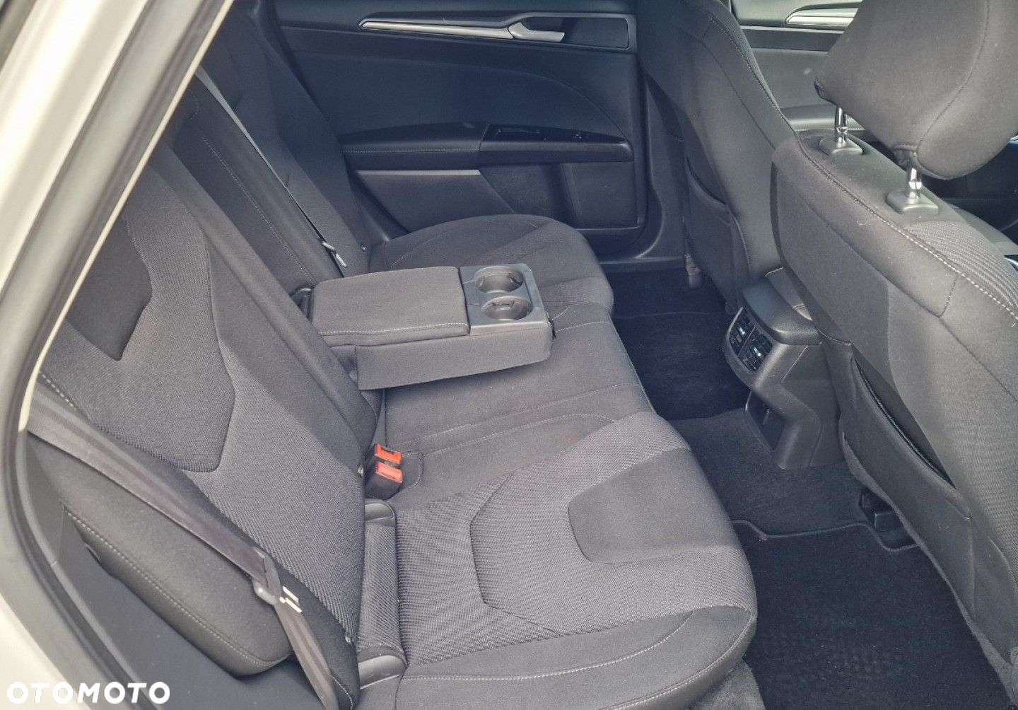 Ford Mondeo 2.0 EcoBlue Executive - 26