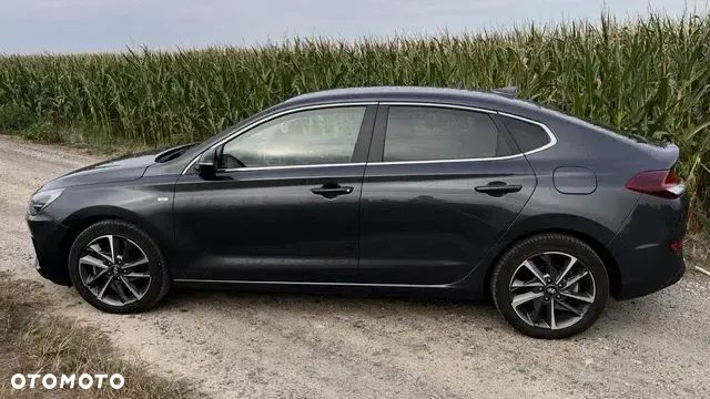 Hyundai i30 1.5 T-GDI 48V Executive - 3