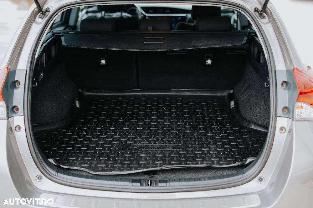 Toyota Auris 1.6 D-4D Comfort - 12