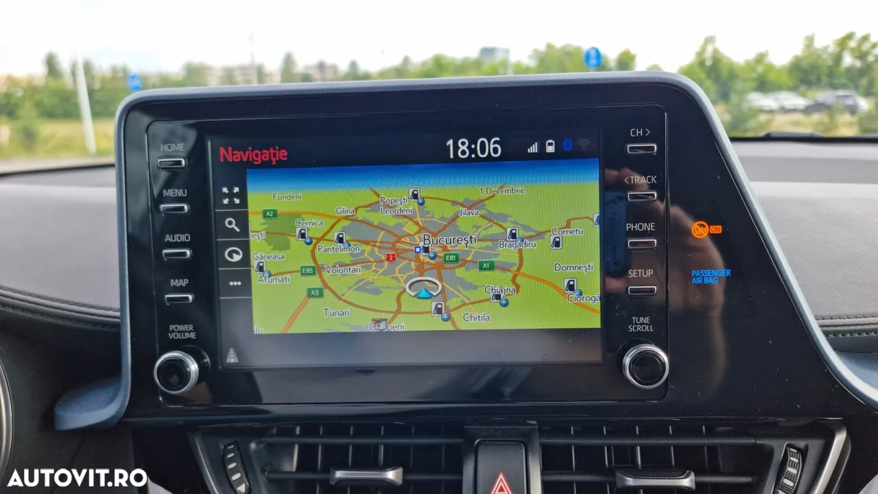 Toyota C-HR 2.0 Hybrid Team Deutschland - 29