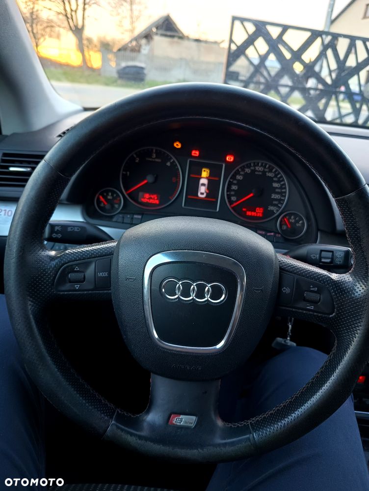 Audi A4 Avant 2.0 TDI - 8