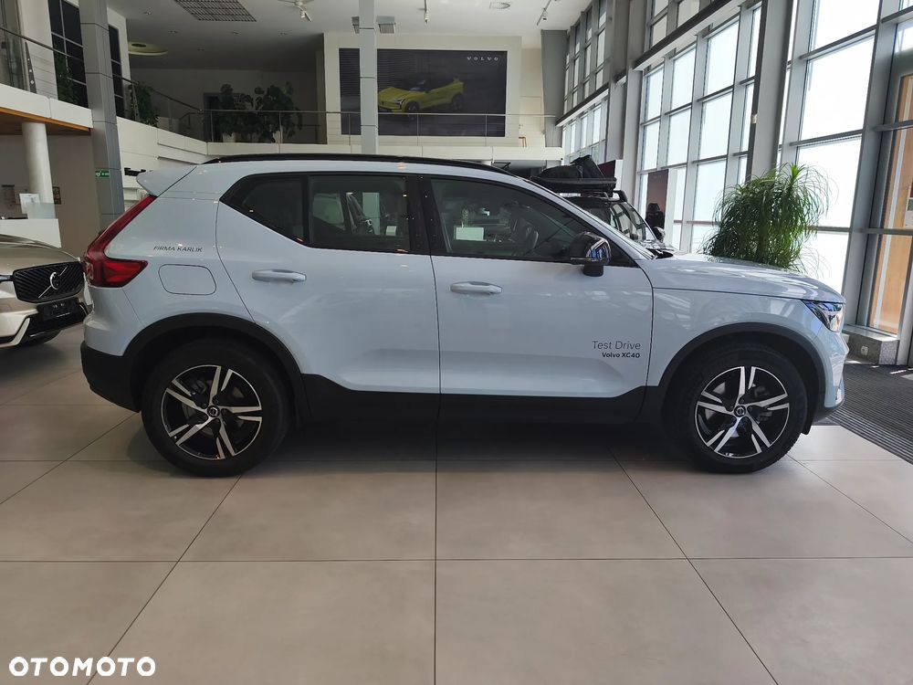 Volvo XC 40 B3 Plus Dark - 7