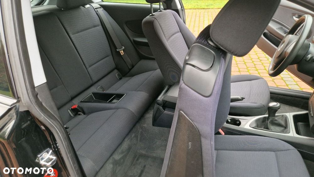 BMW Seria 1 - 16