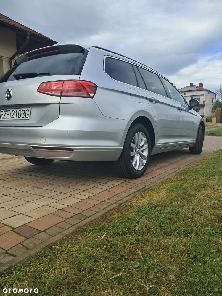 Volkswagen Passat 2.0 TDI BMT Comfortline DSG - 4