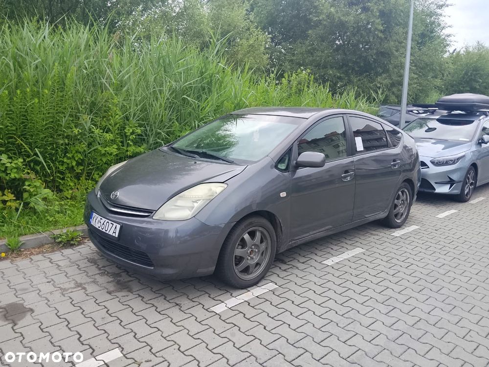 Toyota Prius 1.5 VVT-i Sol - 1