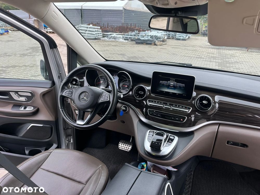 Mercedes-Benz Klasa V 300 d 4-Matic 9G-Tronic (d³ugi) - 12