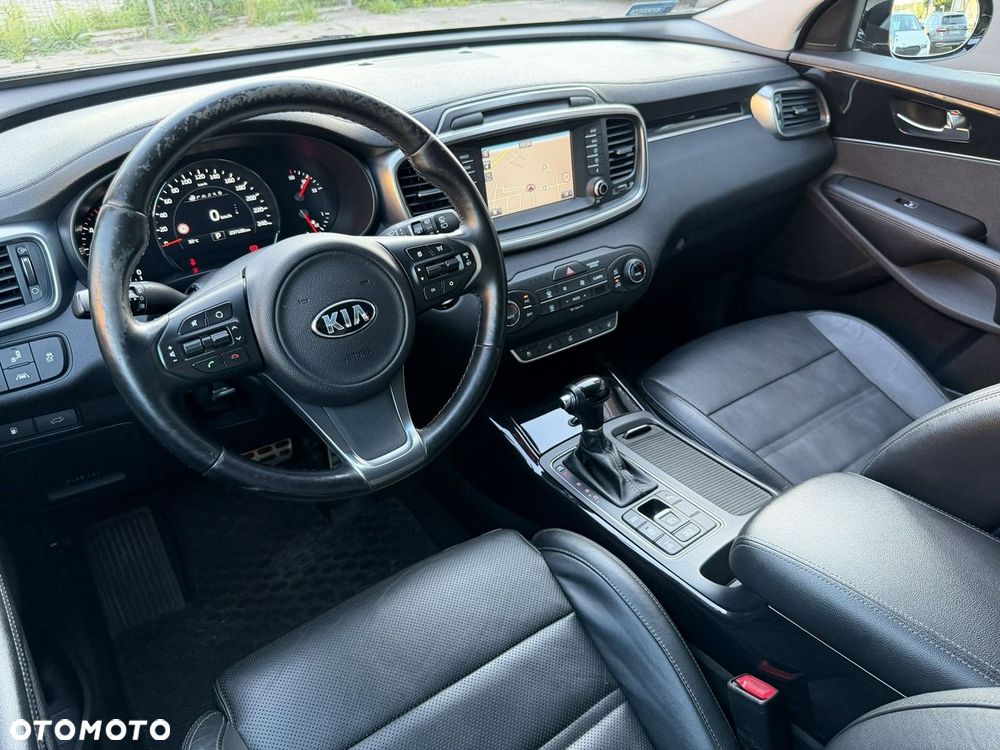 Kia Sorento - 10