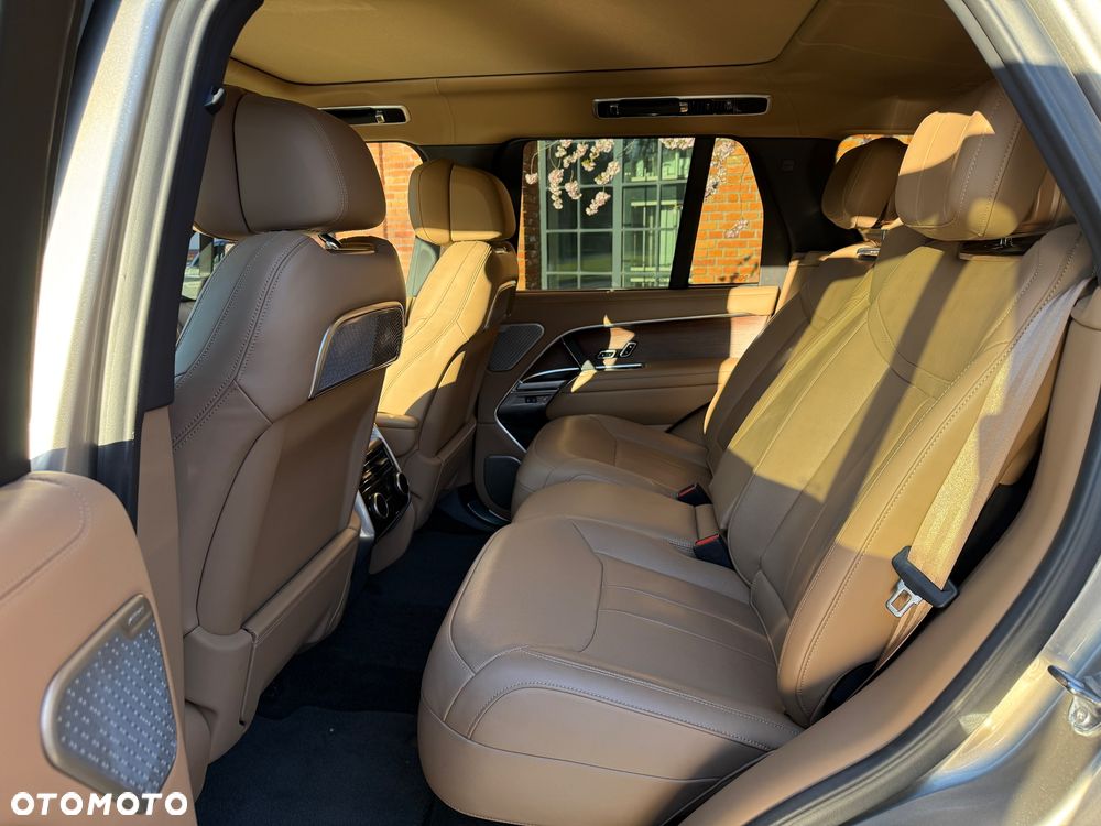 Land Rover Range Rover 4.4 V8 P535 Autobiography - 8