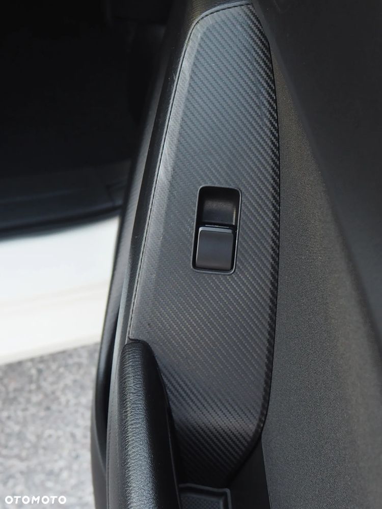 Mazda 3 SKYACTIV-G 120 Exclusive-Line - 12