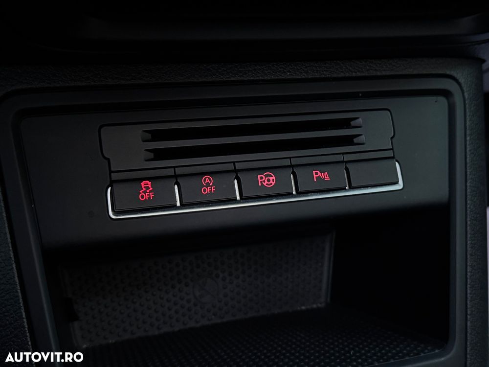 Volkswagen Tiguan 2.0 TDI DPF 4Motion BlueMotion Technology DSG Sport & Style - 17