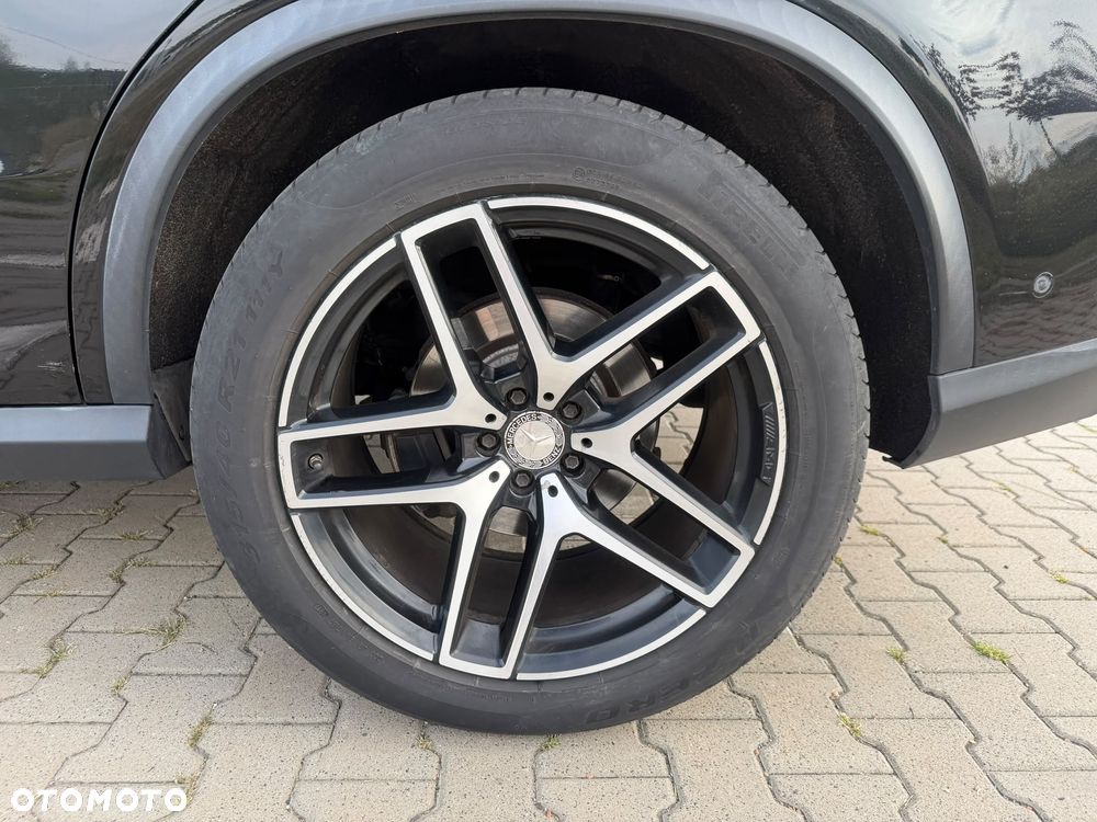 Mercedes-Benz GLE - 11