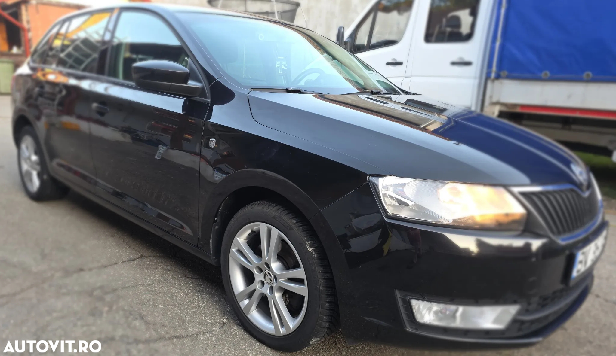 Skoda RAPID Spaceback 1.6 TDI DSG Active - 2