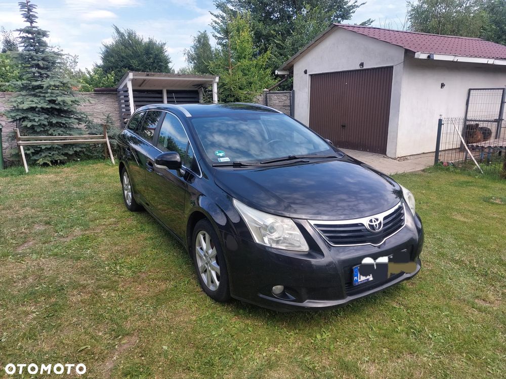 Toyota Avensis 2.0 D-4D 2010 - 5