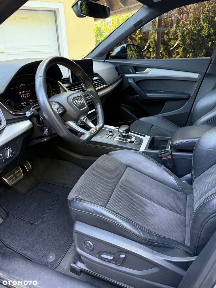 Audi SQ5 - 5