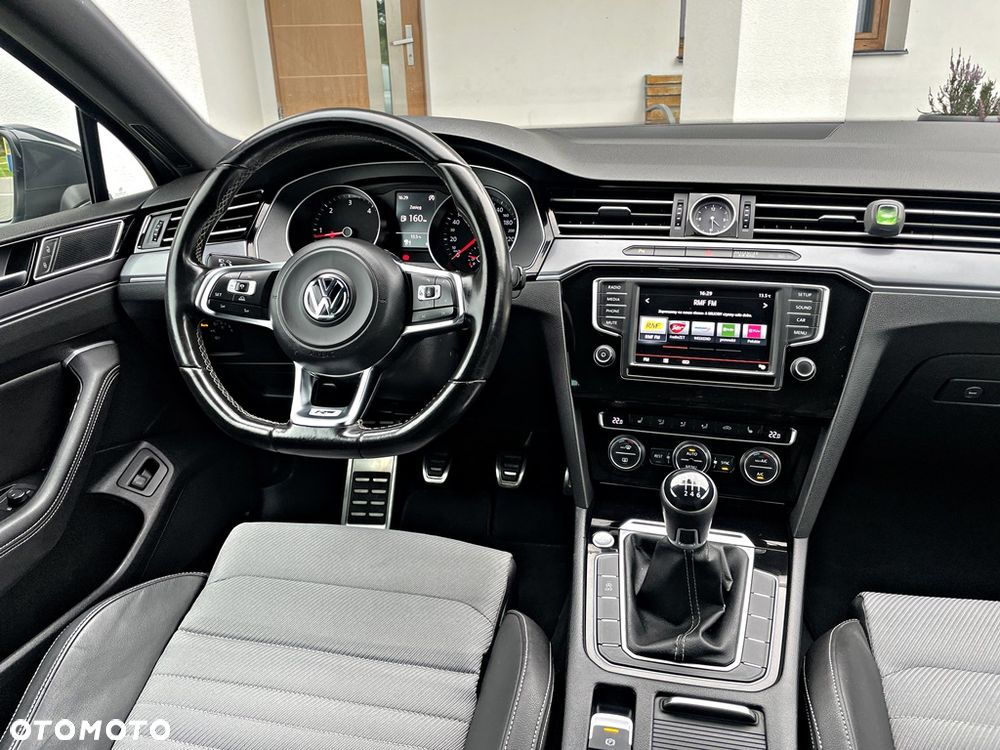 Volkswagen Passat Variant 1.6 TDI (BlueMotion Technology) Comfortline - 17